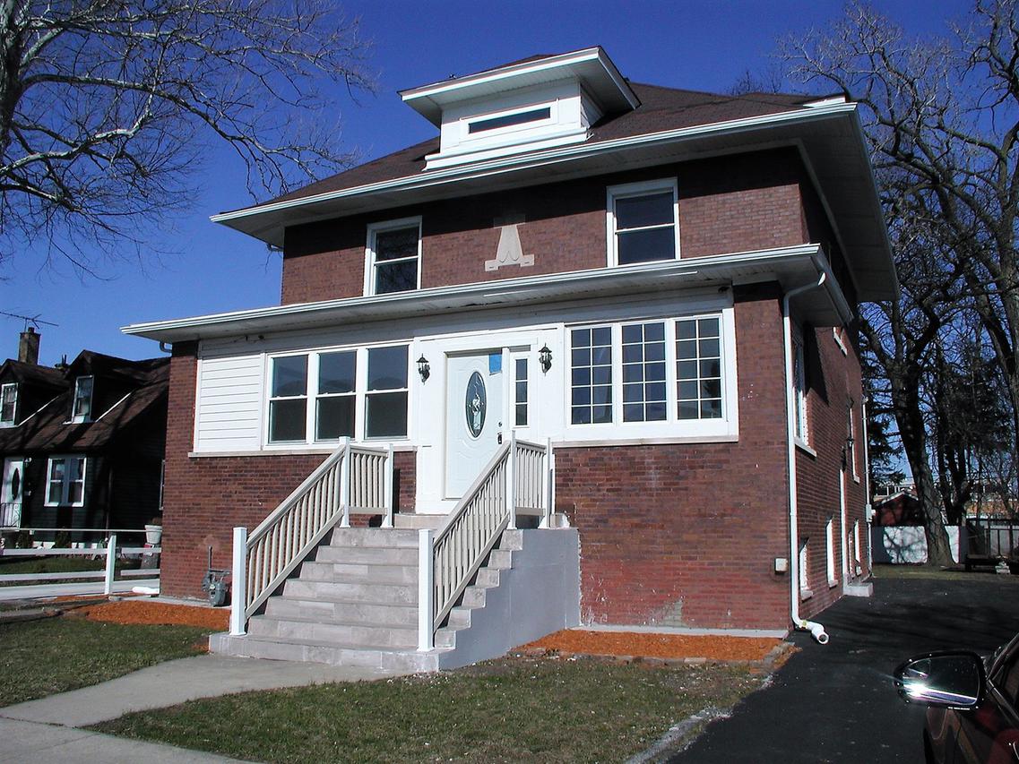 2053 N 18th Ave., Melrose Park, IL 60160