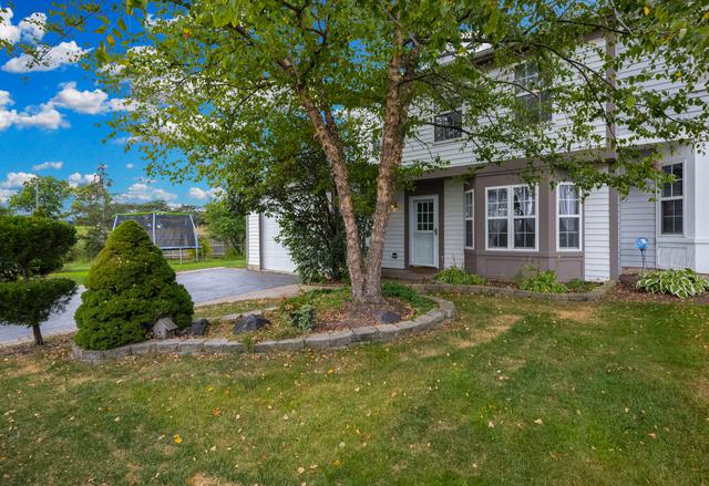126 Pinehurst Dr., Mundelein, IL 60060