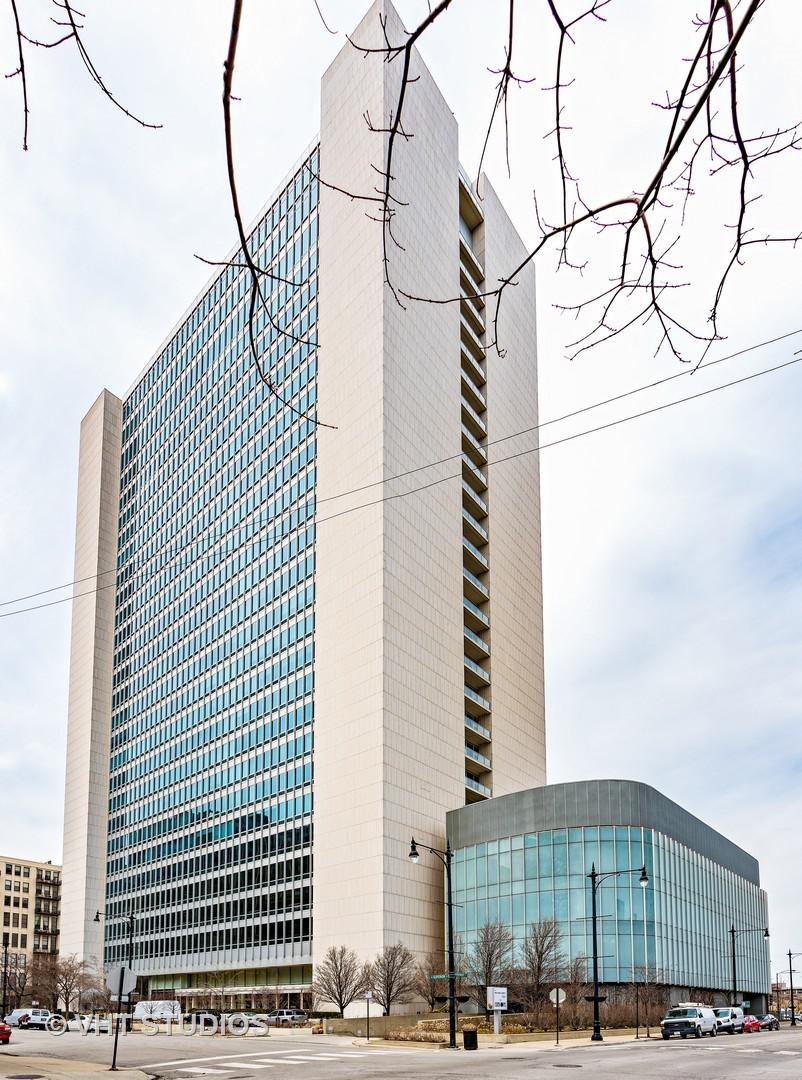 500 W Superior St. #801, Chicago, IL 60654