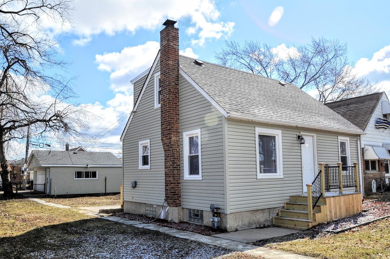 6201 S Merrimac Ave., Chicago, IL 60638