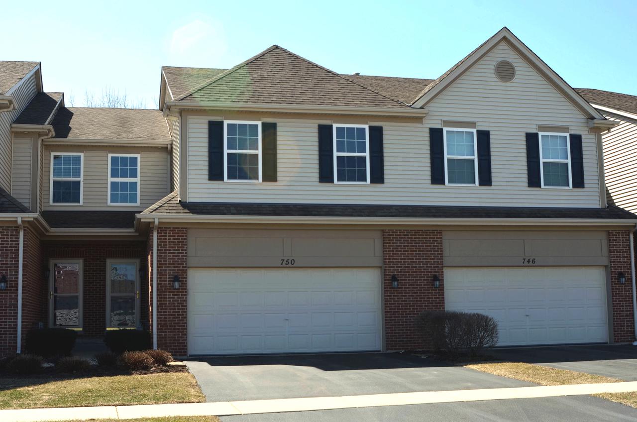 750 Oak Hollow Rd., Crystal Lake, IL 60014