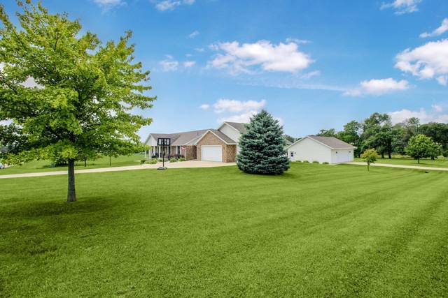 1946 Springbrook Dr., Freeport, IL 61032