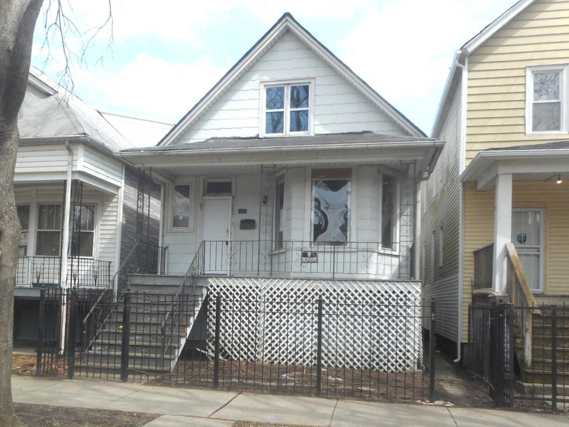 8127 S Muskegon Ave., Chicago, IL 60617