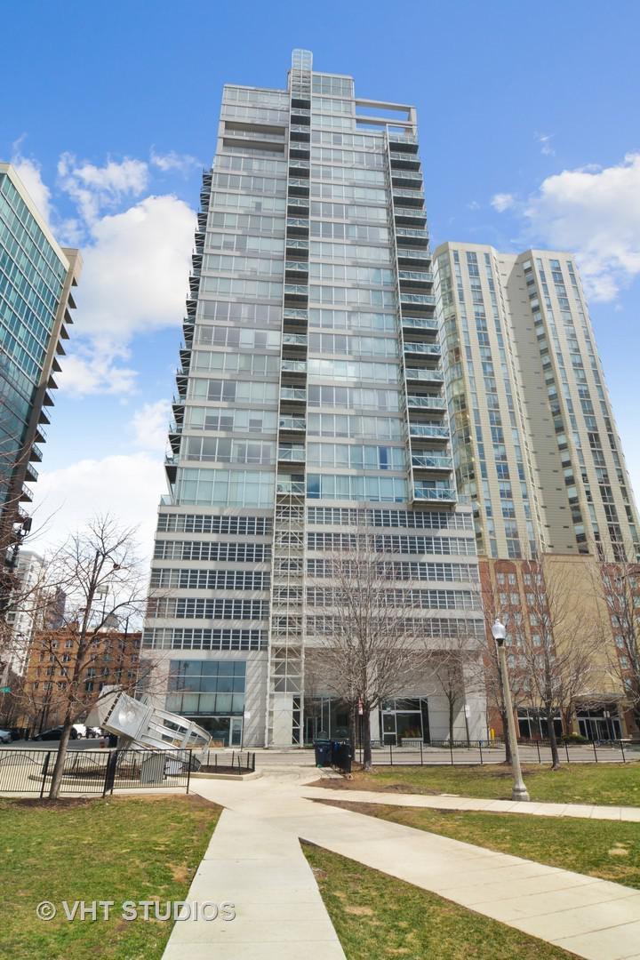653 N Kingsbury St. #1403, Chicago, IL 60654