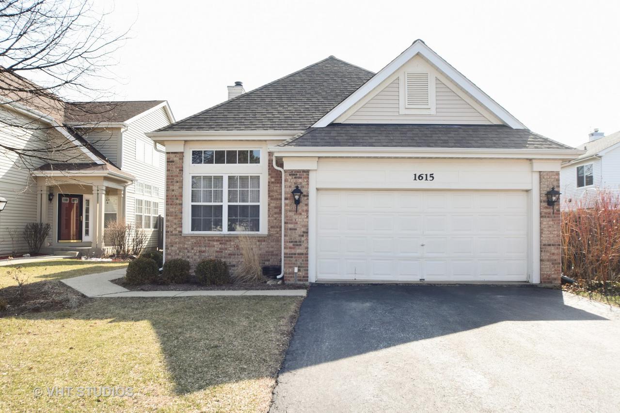 1615 Easton Ct., Gurnee, IL 60031
