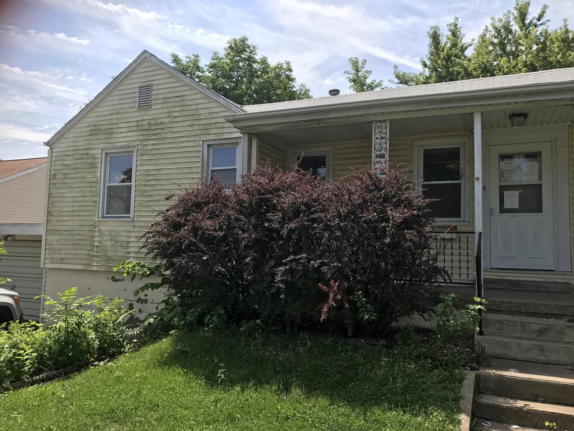 1000 Oxford Ave., Pekin, IL 61554