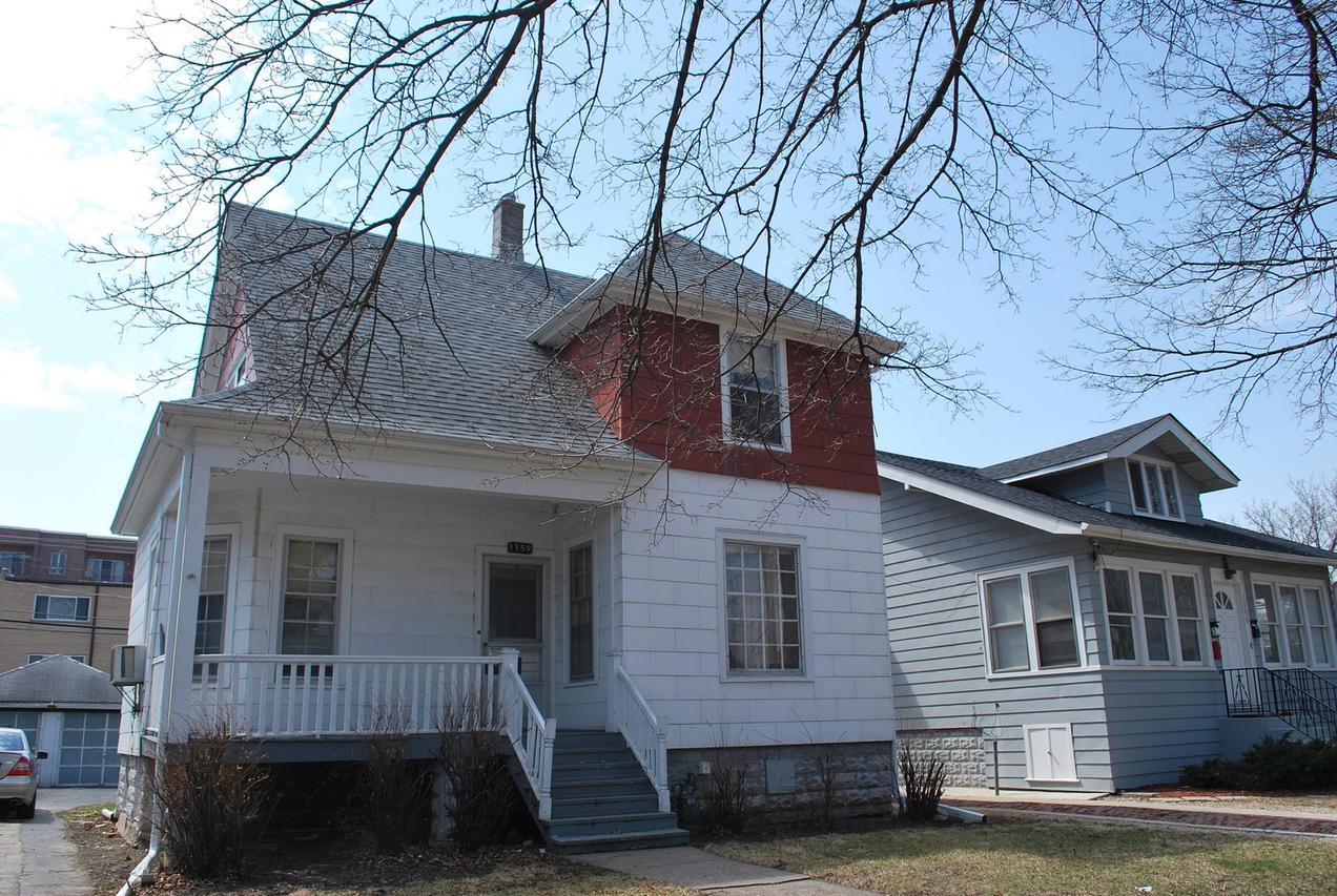 1359 Harding Ave., Des Plaines, IL 60016