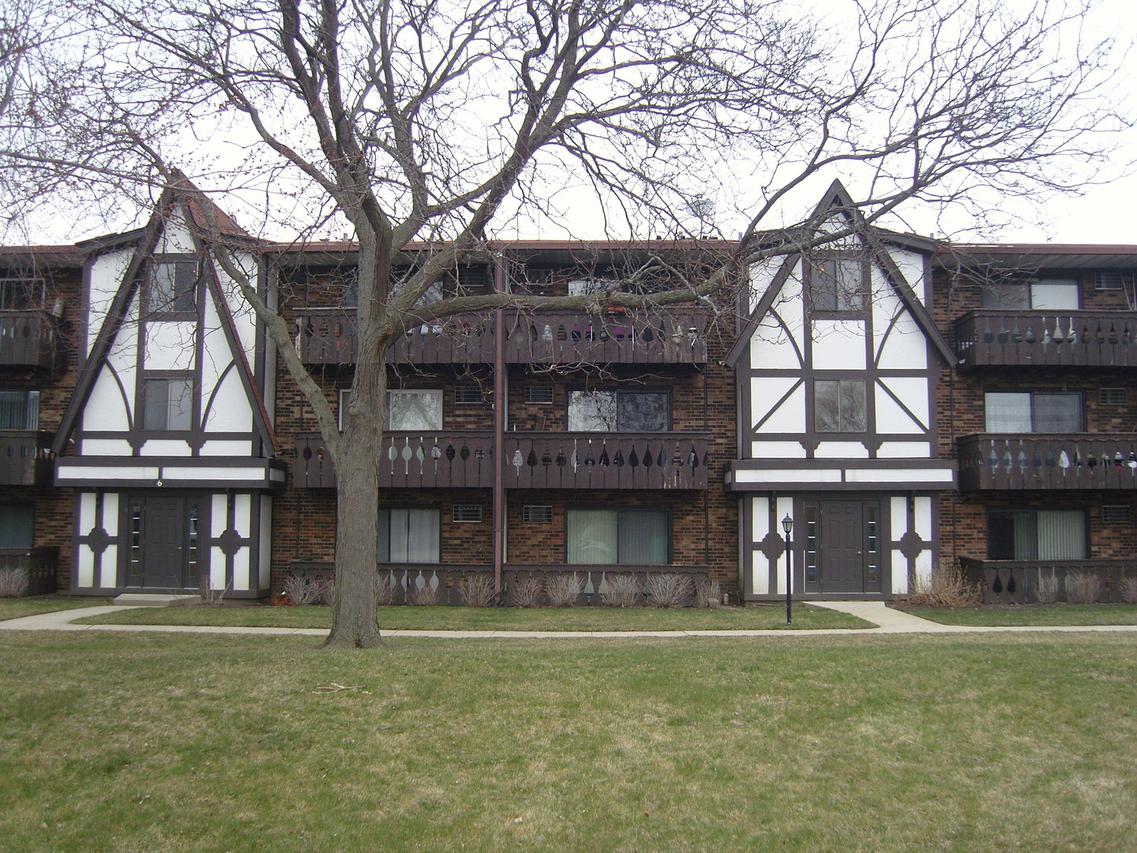 6 Timber Ln. #13, Vernon Hills, IL 60061
