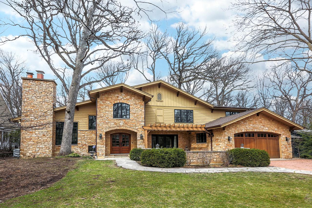 1364 Turvey Rd., Downers Grove, IL 60515