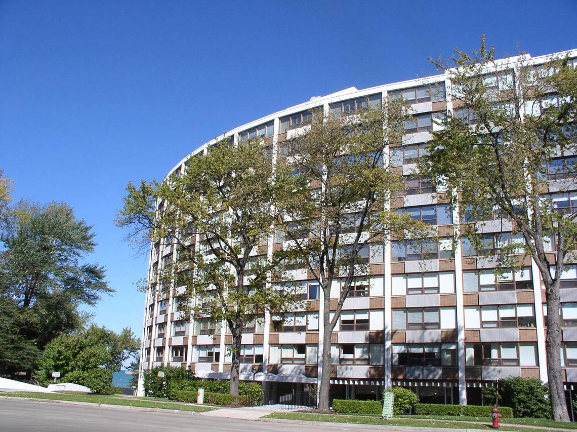 1630 Sheridan Rd. #4L, Wilmette, IL 60091