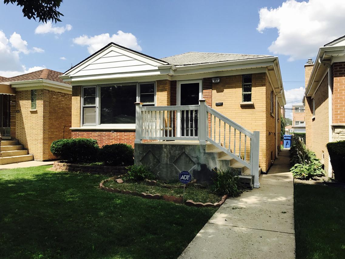 6048 W Lawrence Ave., Chicago, IL 60630