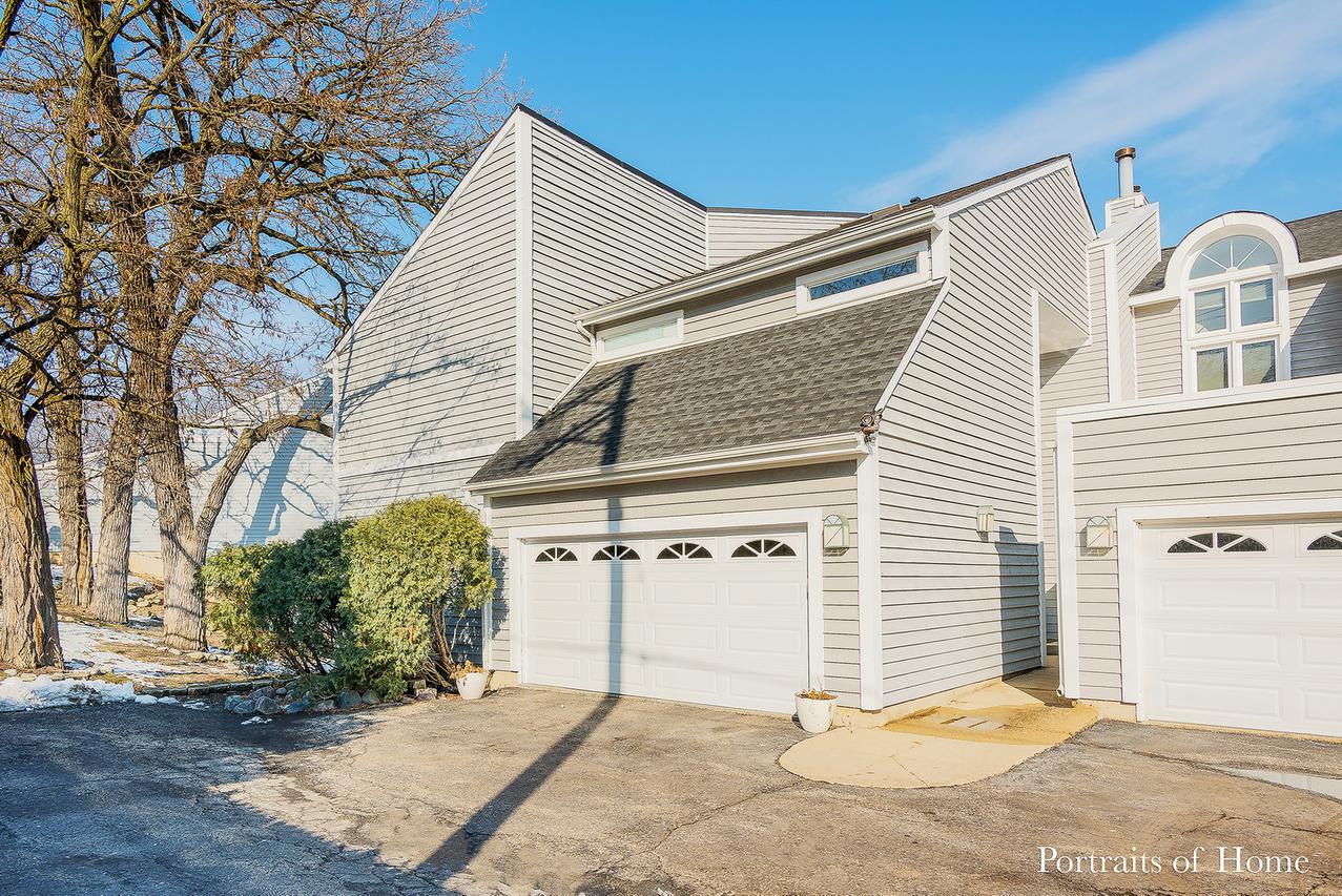 26529 N Il Route 83 #A, Mundelein, IL 60060