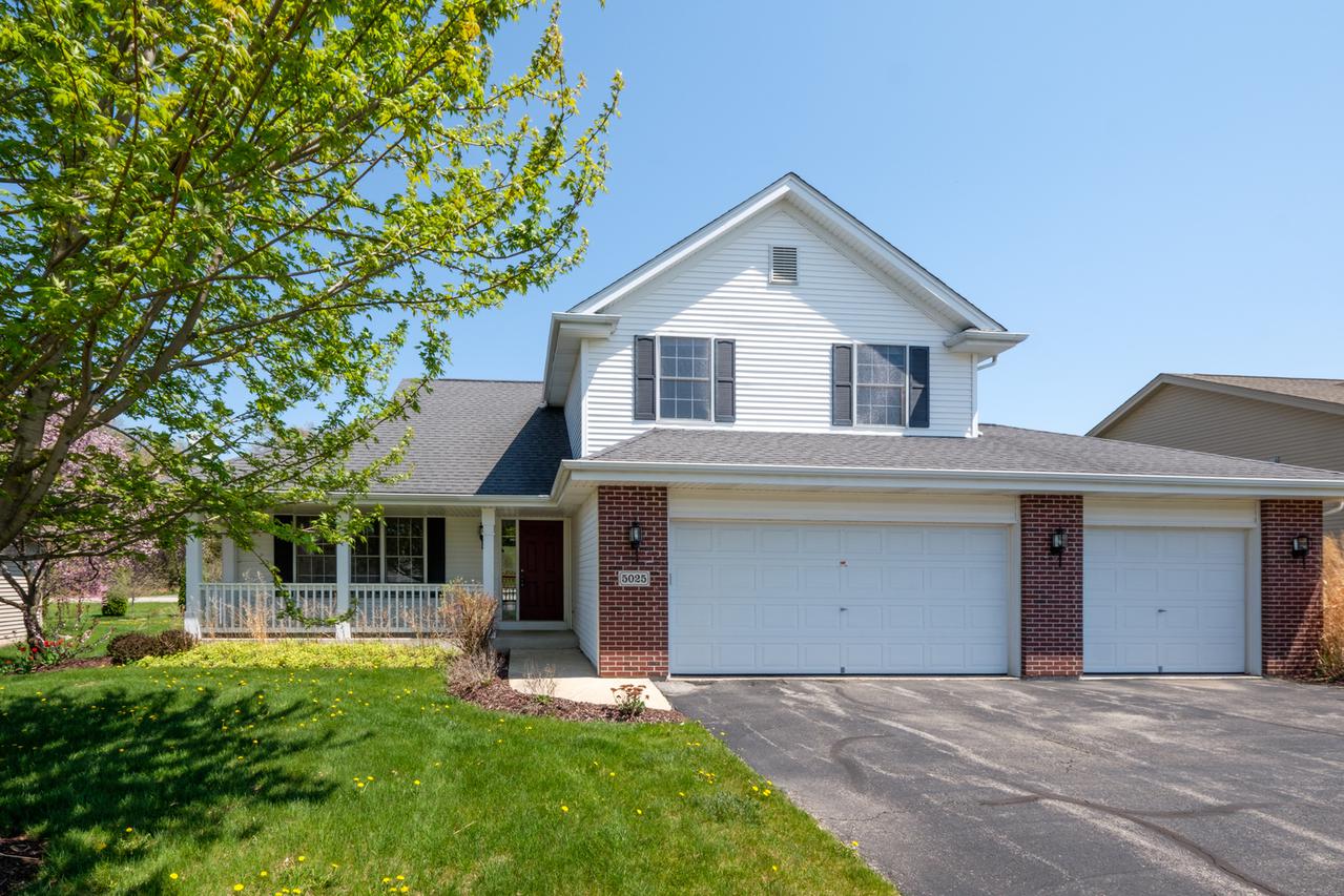 5025 Park Valley Dr., Loves Park, IL 61111