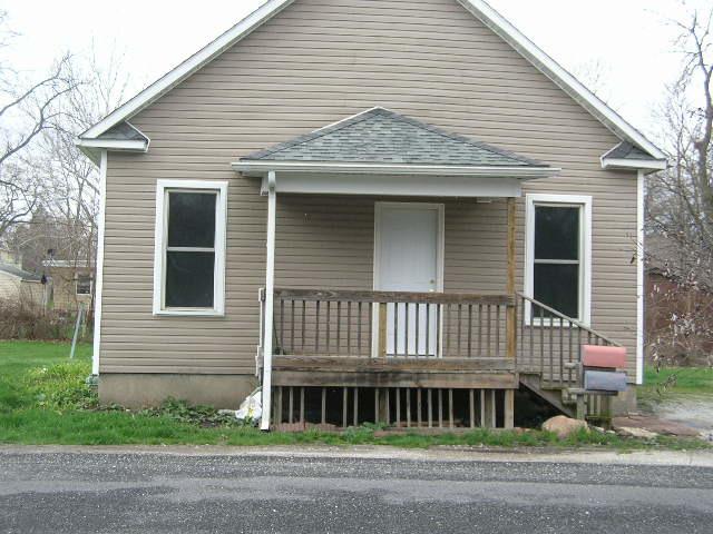 103 S Grossbach Dr., Urbana, IL 61801