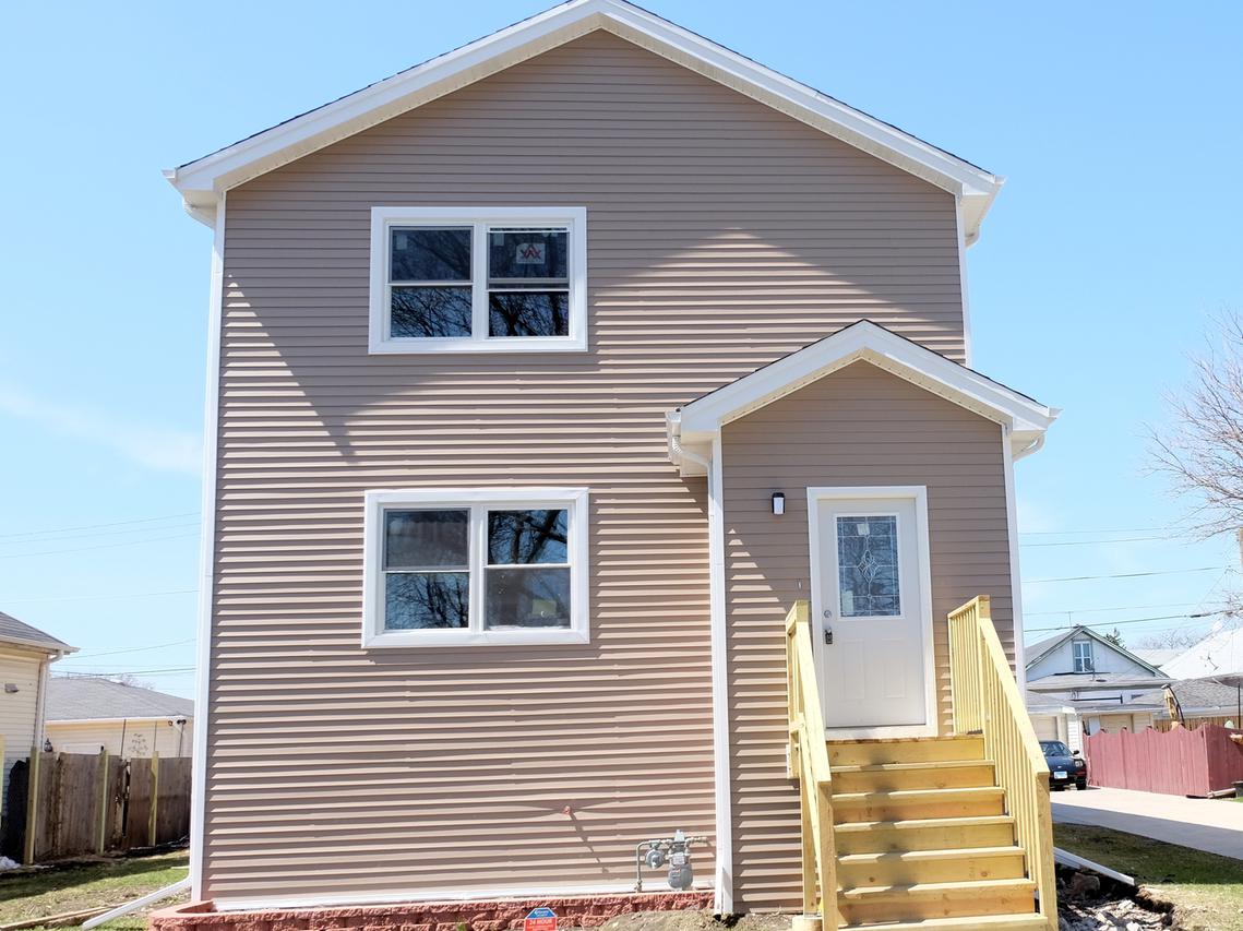 638 S 15th Ave., Maywood, IL 60153
