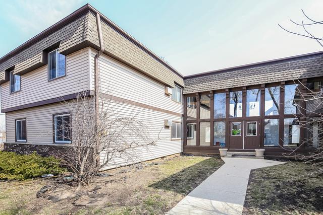 125 E Mill St. #101, Wauconda, IL 60084