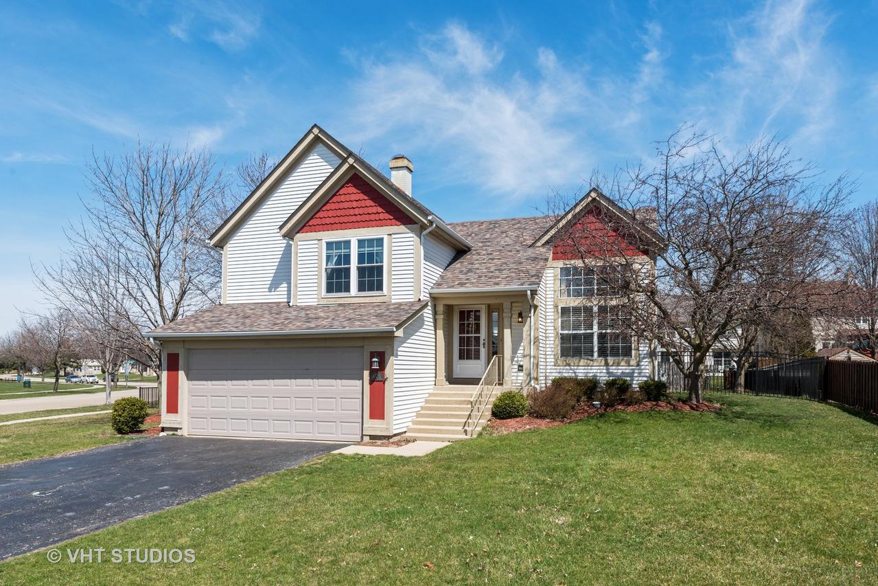 400 Harvard Ln., Bartlett, IL 60103