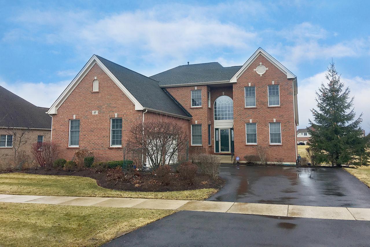 17 Eagle Ridge Dr., Hawthorn Woods, IL 60047