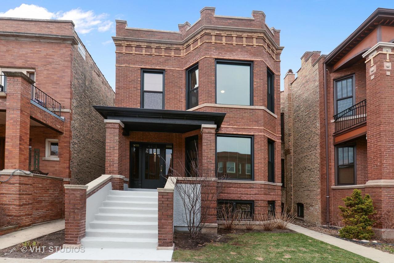 4418 N Artesian Ave., Chicago, IL 60625
