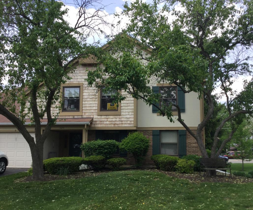 1675 Grosvenor Cir. #D, Wheaton, IL 60189