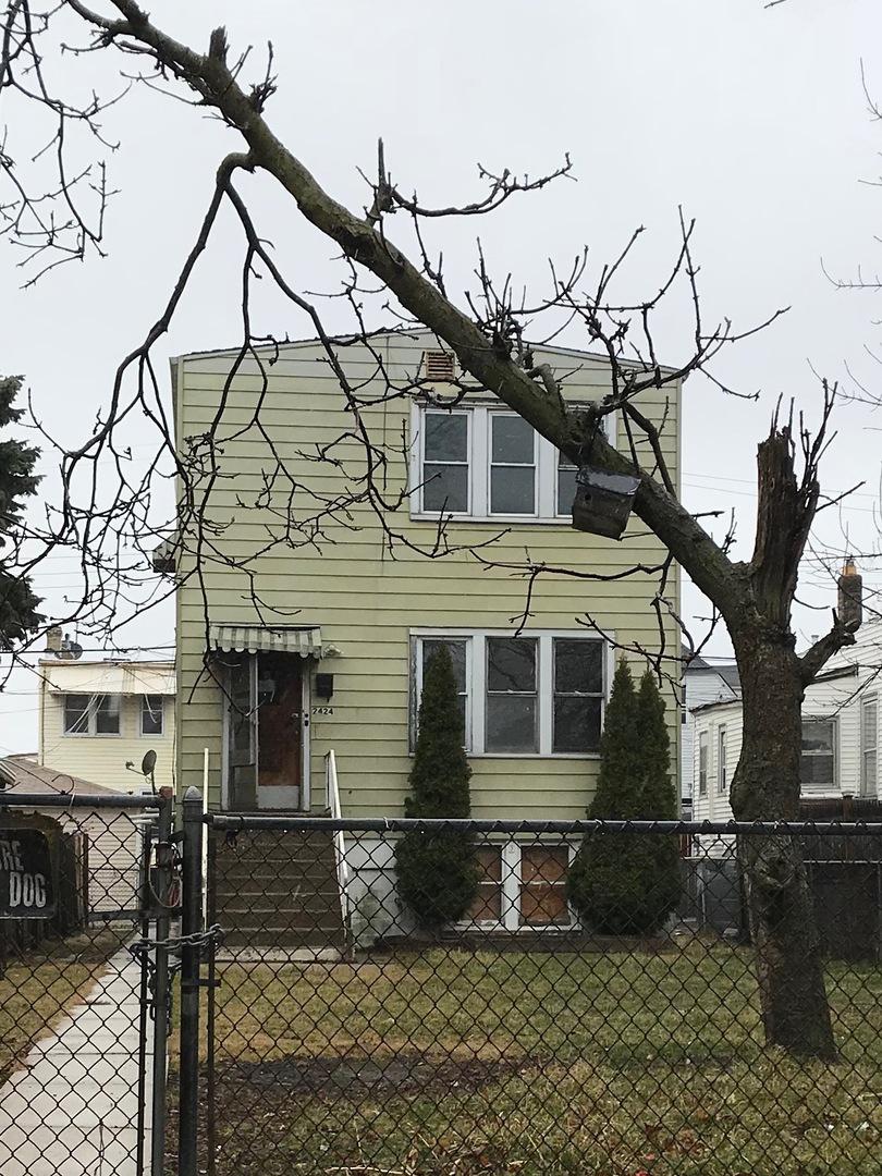 2424 N Menard Ave., Chicago, IL 60639