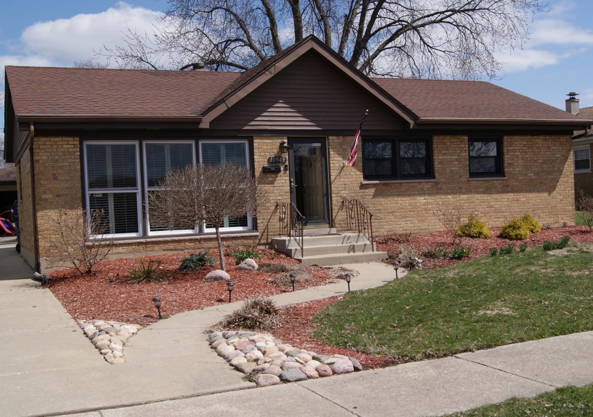 10949 Lombard Ave., Chicago Ridge, IL 60415