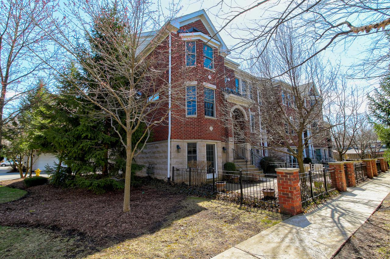 1119 Gilbert Ave., Downers Grove, IL 60515