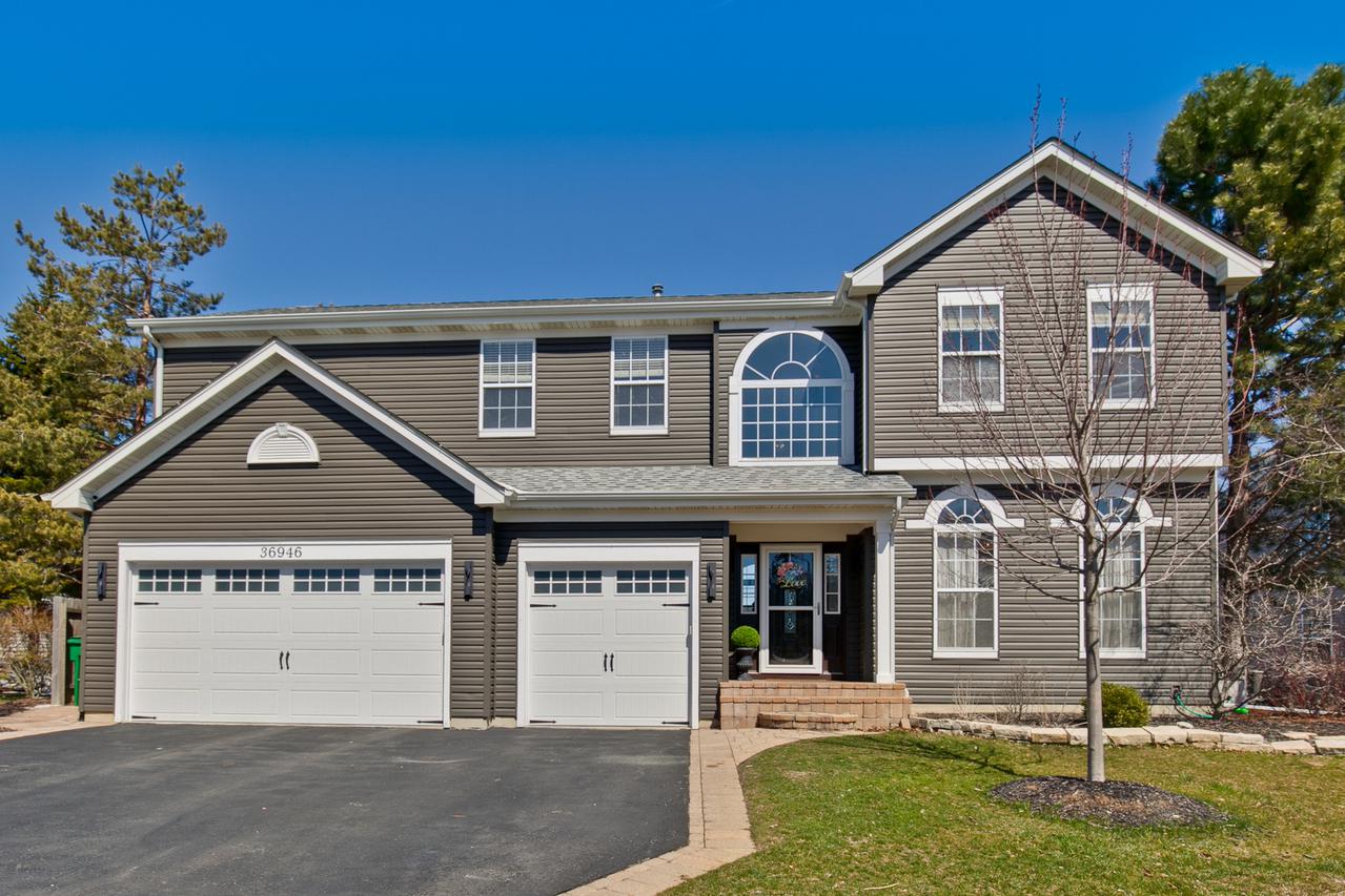 36946 N Deerview Dr., Lake Villa, IL 60046