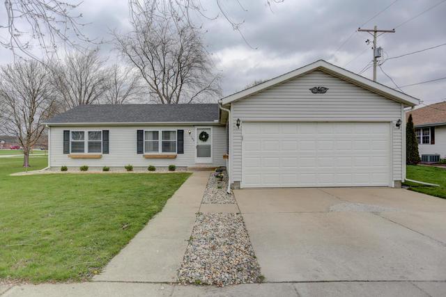 105 W Kyle St., Ogden, IL 61859