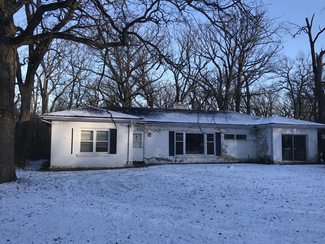 3585 Old Mill Rd., Highland Park, IL 60035