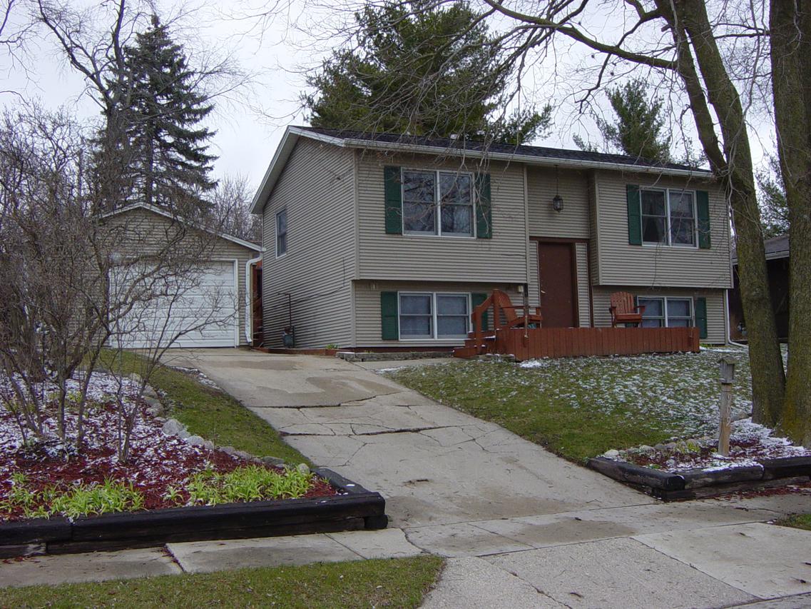 909 River Dr., Byron, IL 61010