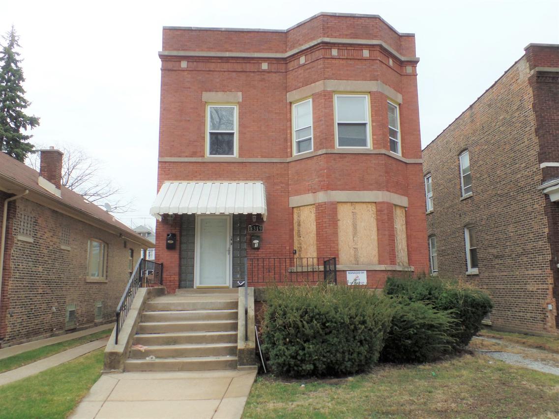 8319 S Manistee Ave., Chicago, IL 60617