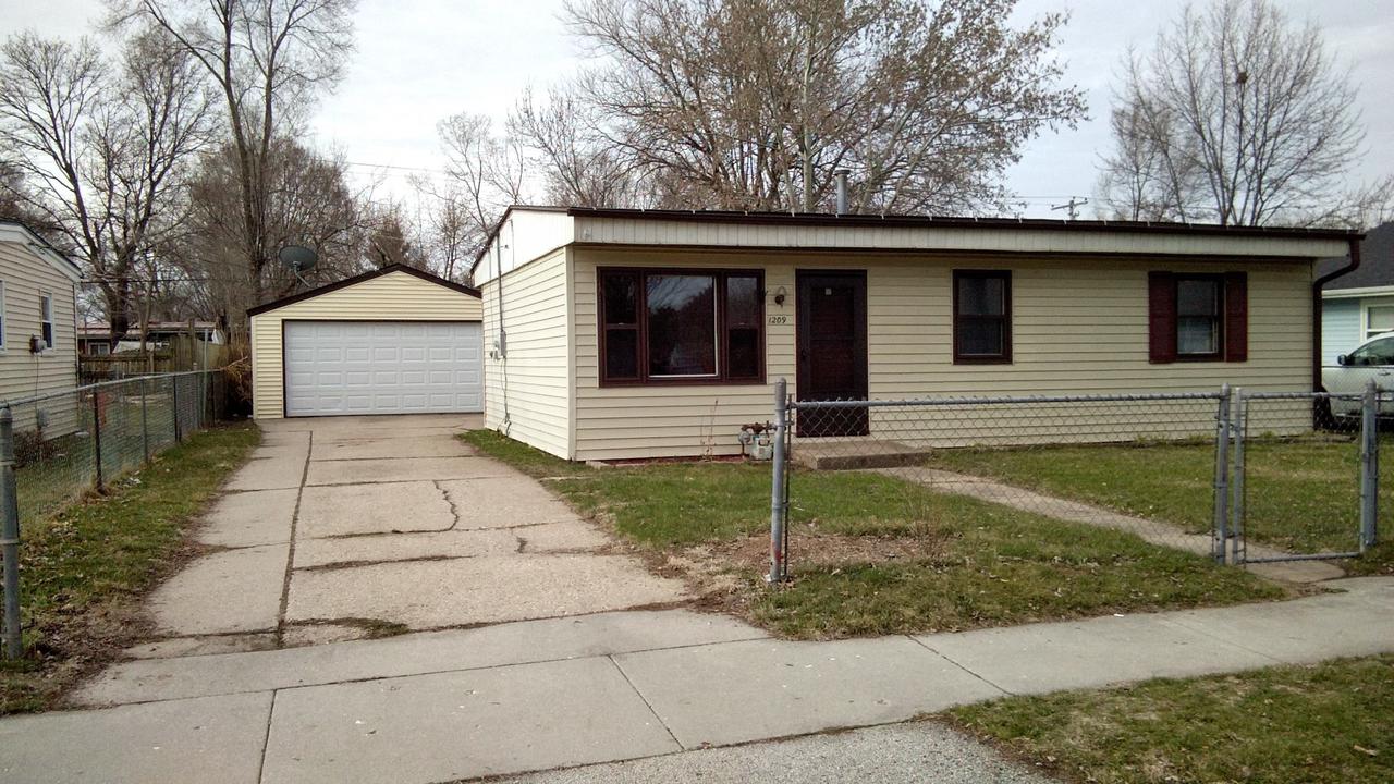 1209 Evans Ave., Machesney Park, IL 61115