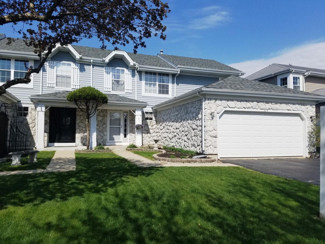 1014 Bentley Ln., Bartlett, IL 60103