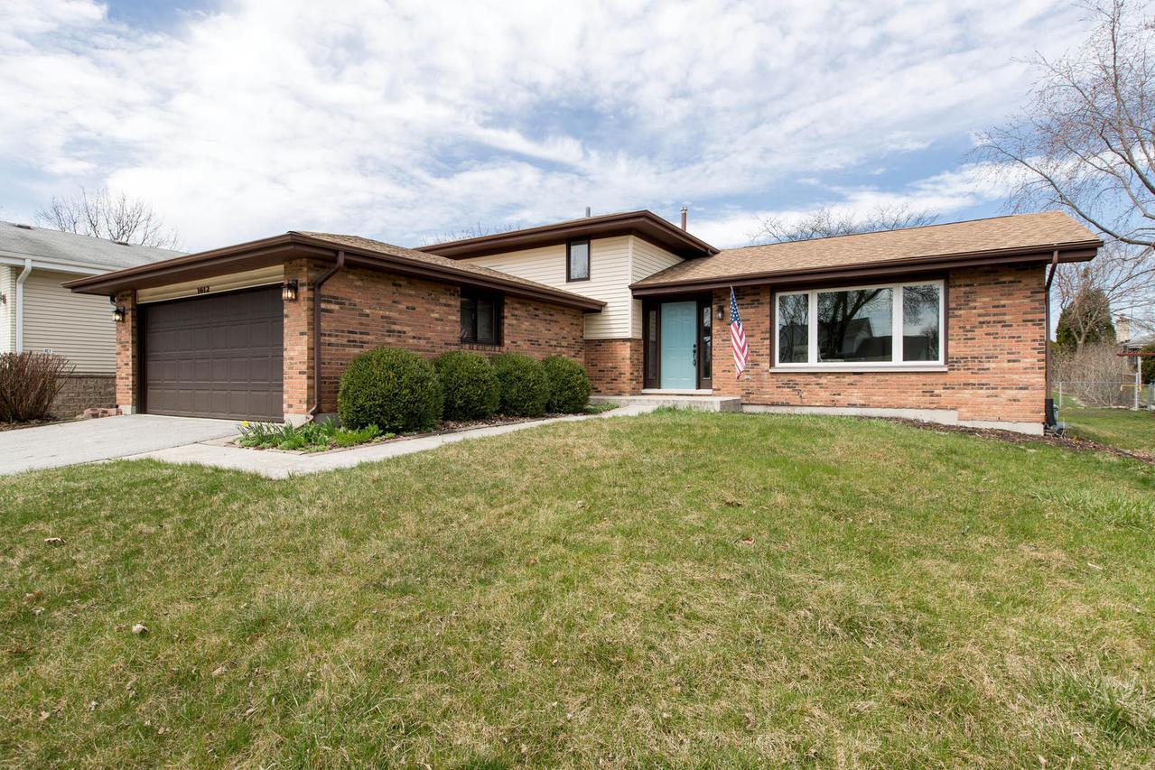 1612 71st St., Downers Grove, IL 60516
