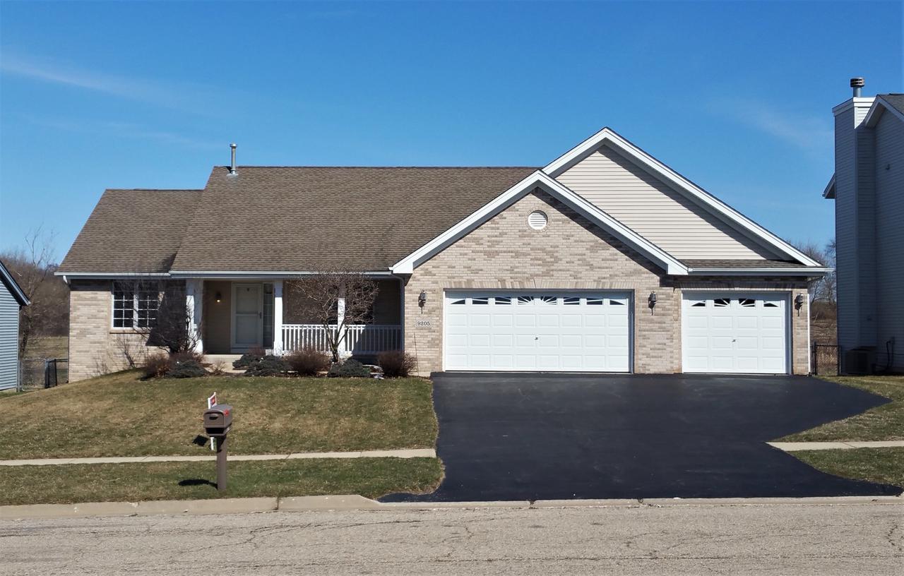 9205 Longfellow Ln., Machesney Park, IL 61115