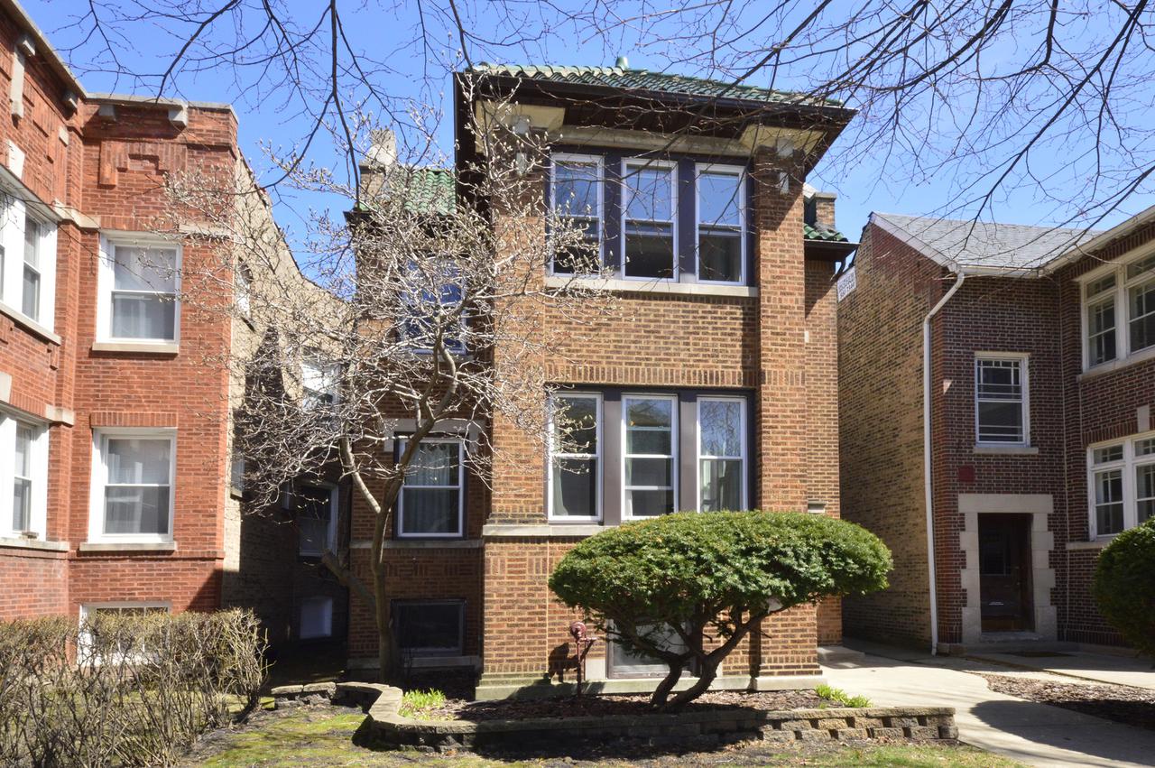 6445 N Glenwood Ave., Chicago, IL 60626
