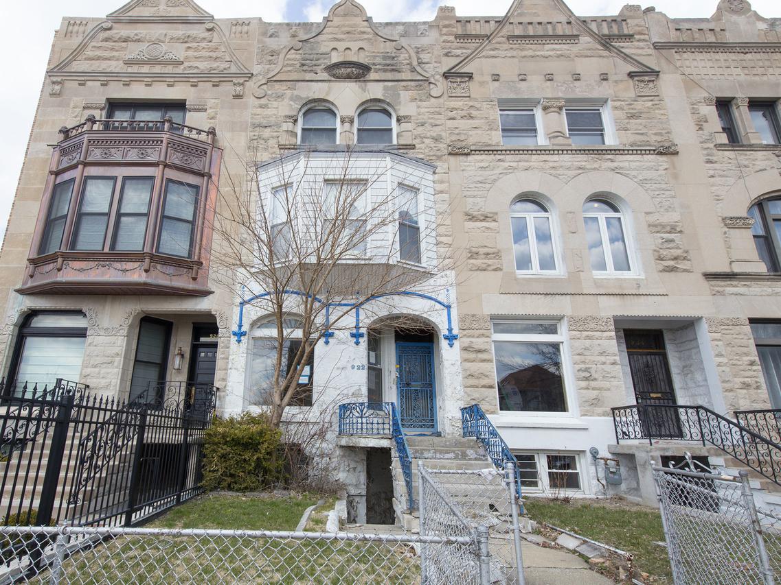 922 E 42nd Pl., Chicago, IL 60653