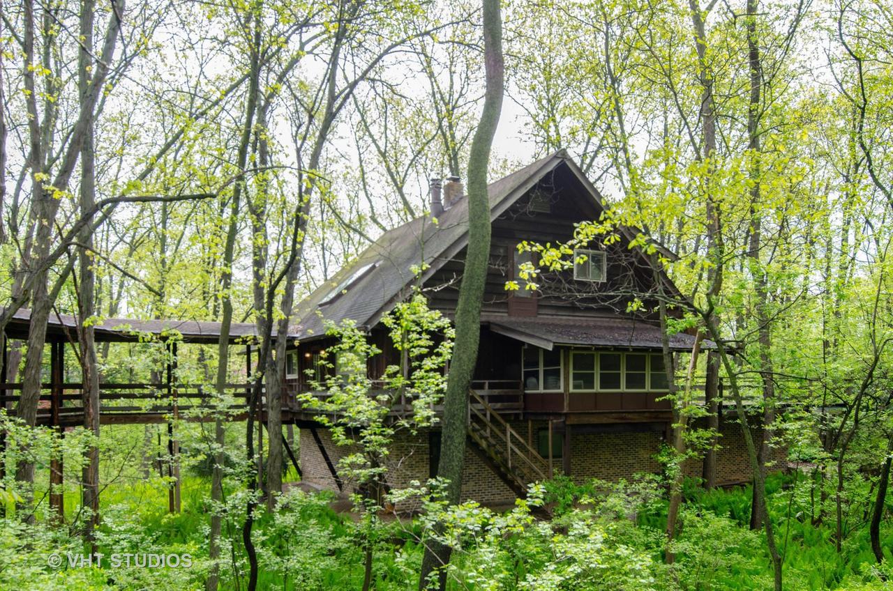 6222 Robin Ln., Crystal Lake, IL 60014