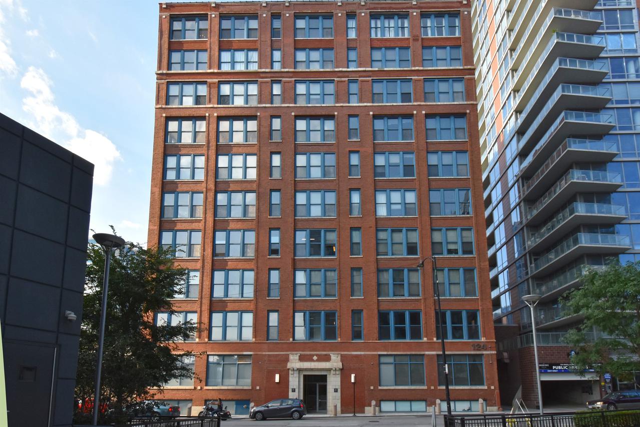 124 W Polk St. #303, Chicago, IL 60605