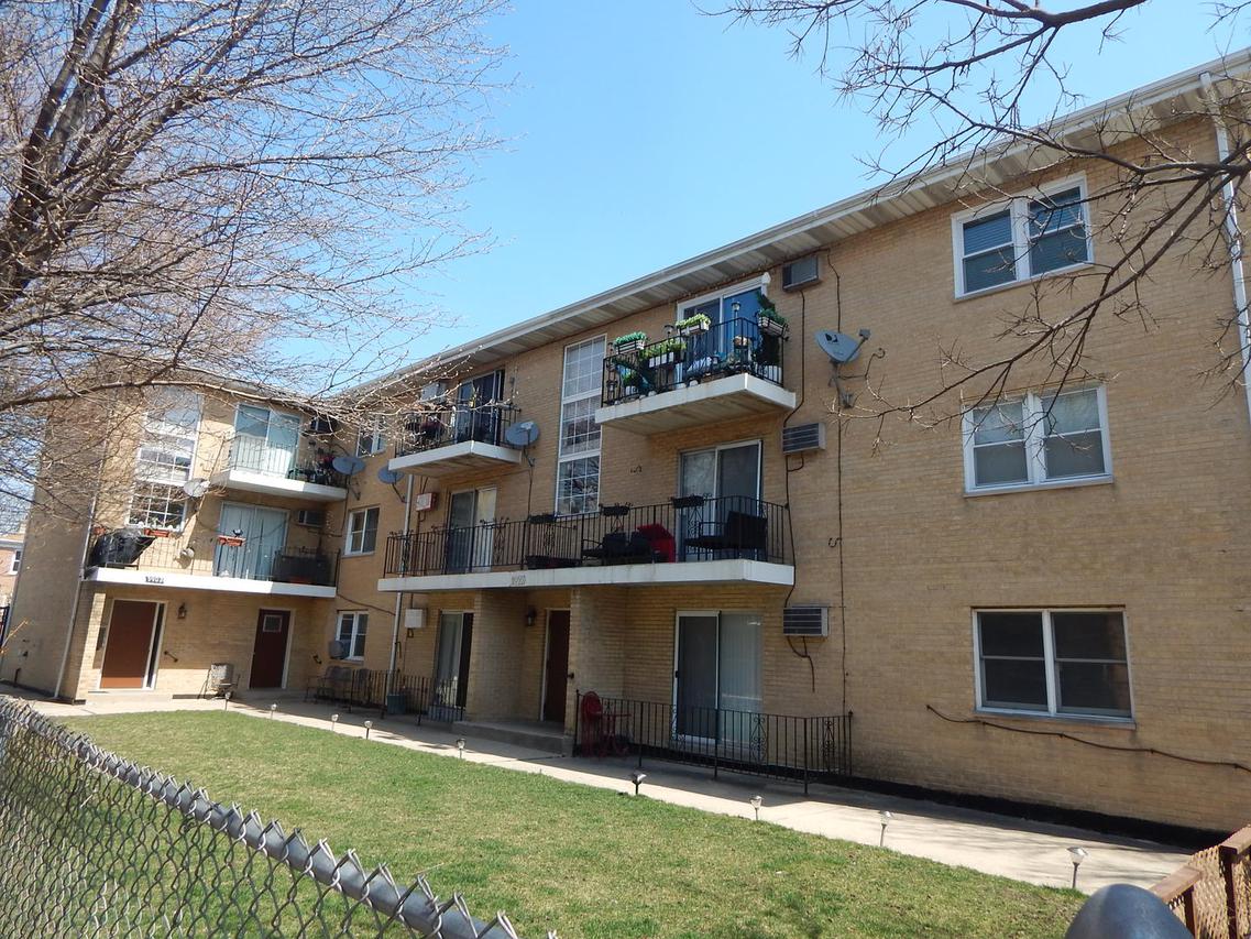 3900 W 63rd St. #4, Chicago, IL 60629