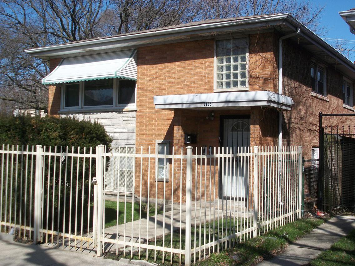 8105 S Exchange Ave., Chicago, IL 60617