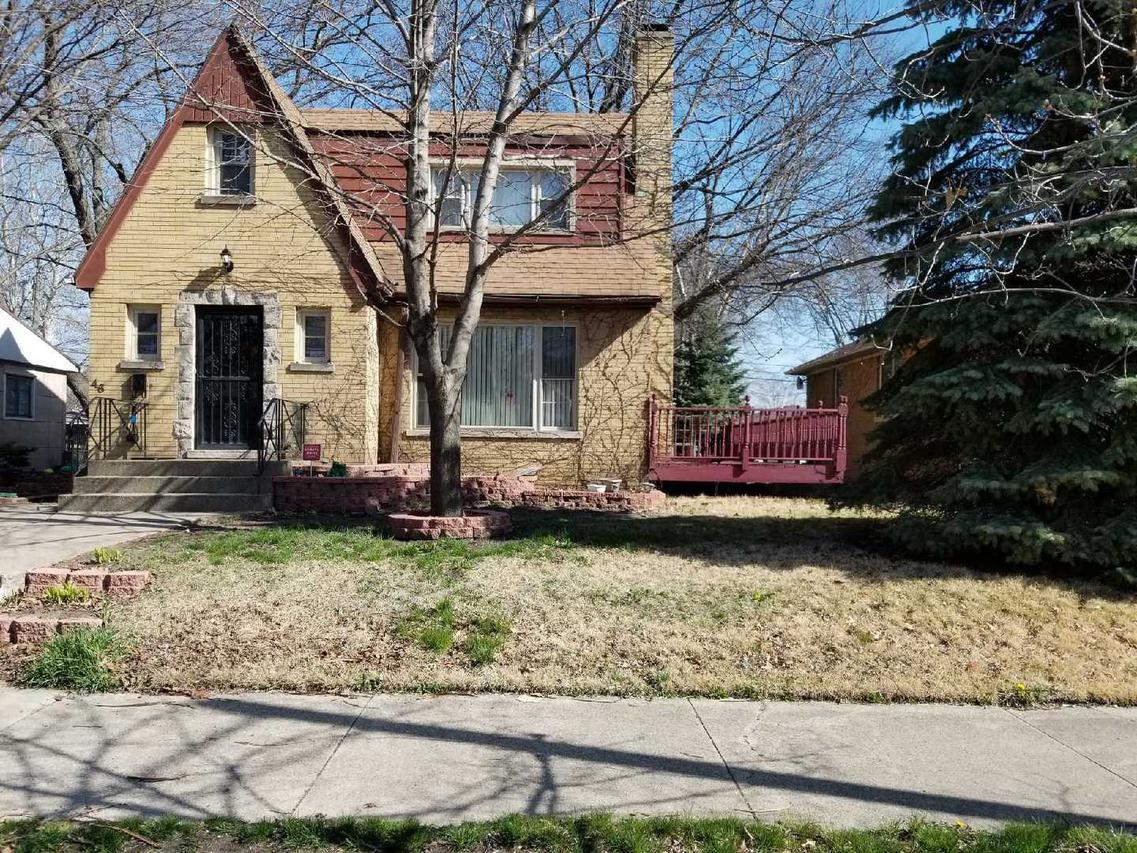 46 Elizabeth St., Calumet City, IL 60409