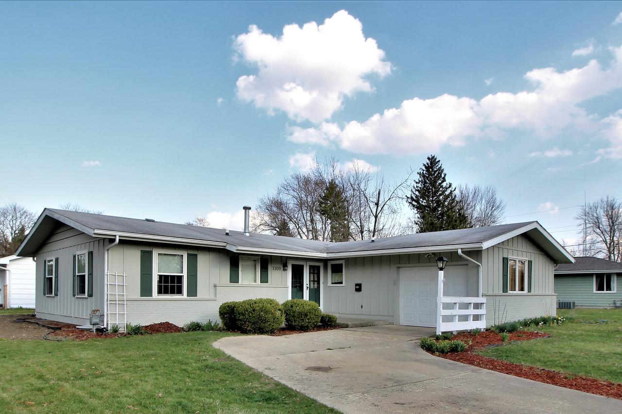 1100 S 2nd St., Dekalb, IL 60115