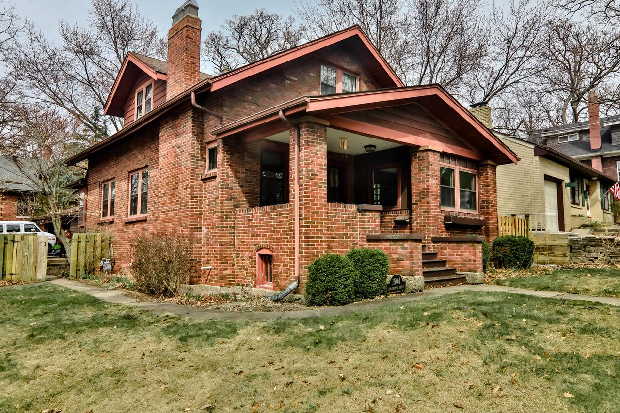 1504 Brownwood Dr., Rockford, IL 61107