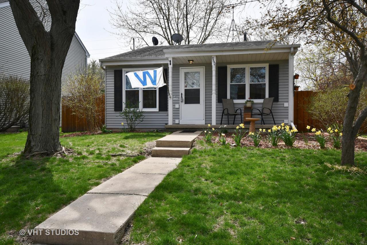 960 Manchester Course, Geneva, IL 60134