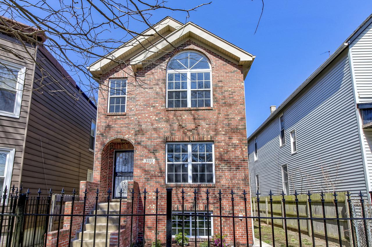 9353 S Burnside Ave., Chicago, IL 60619