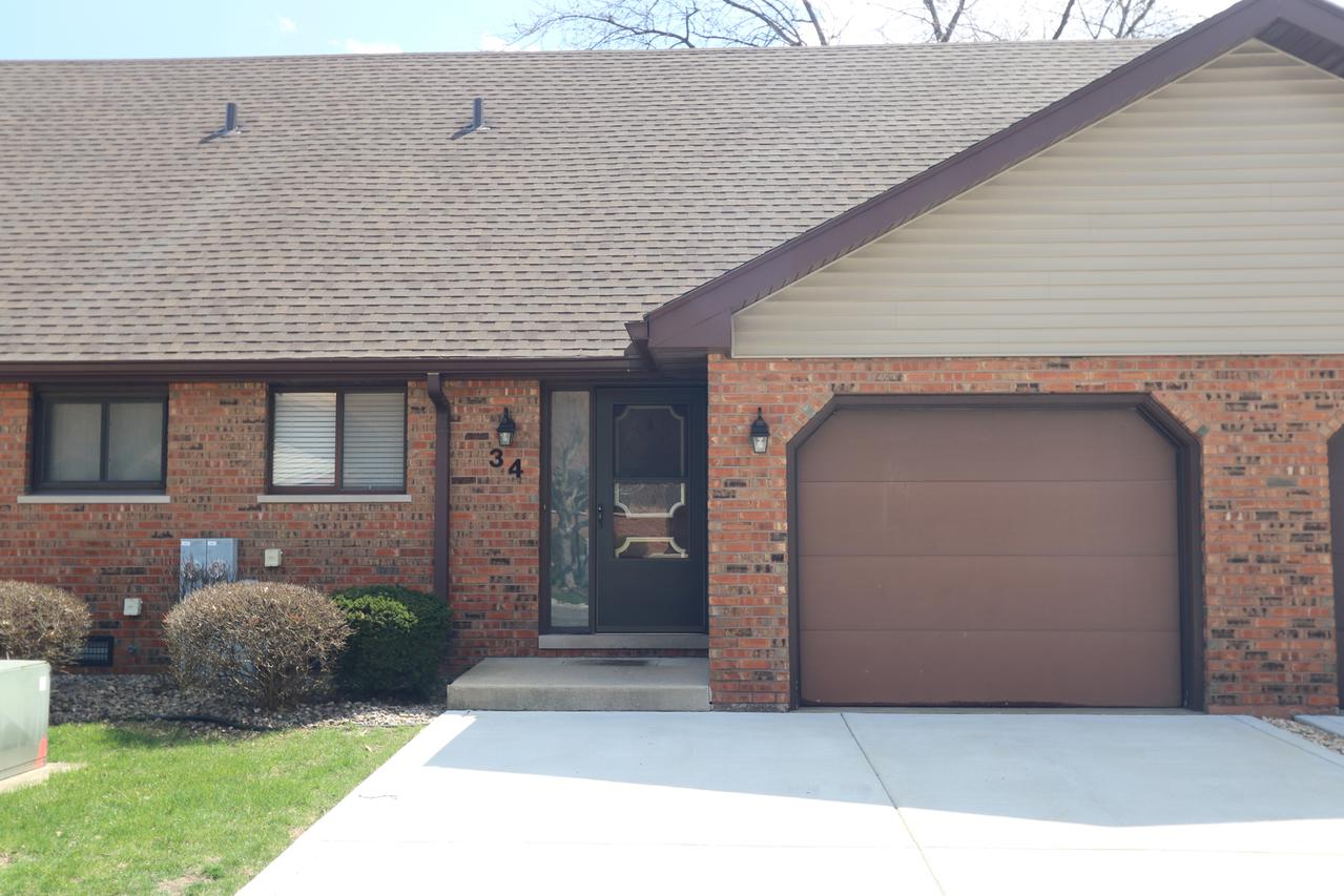1918 Heatherway Ln. #34, New Lenox, IL 60451