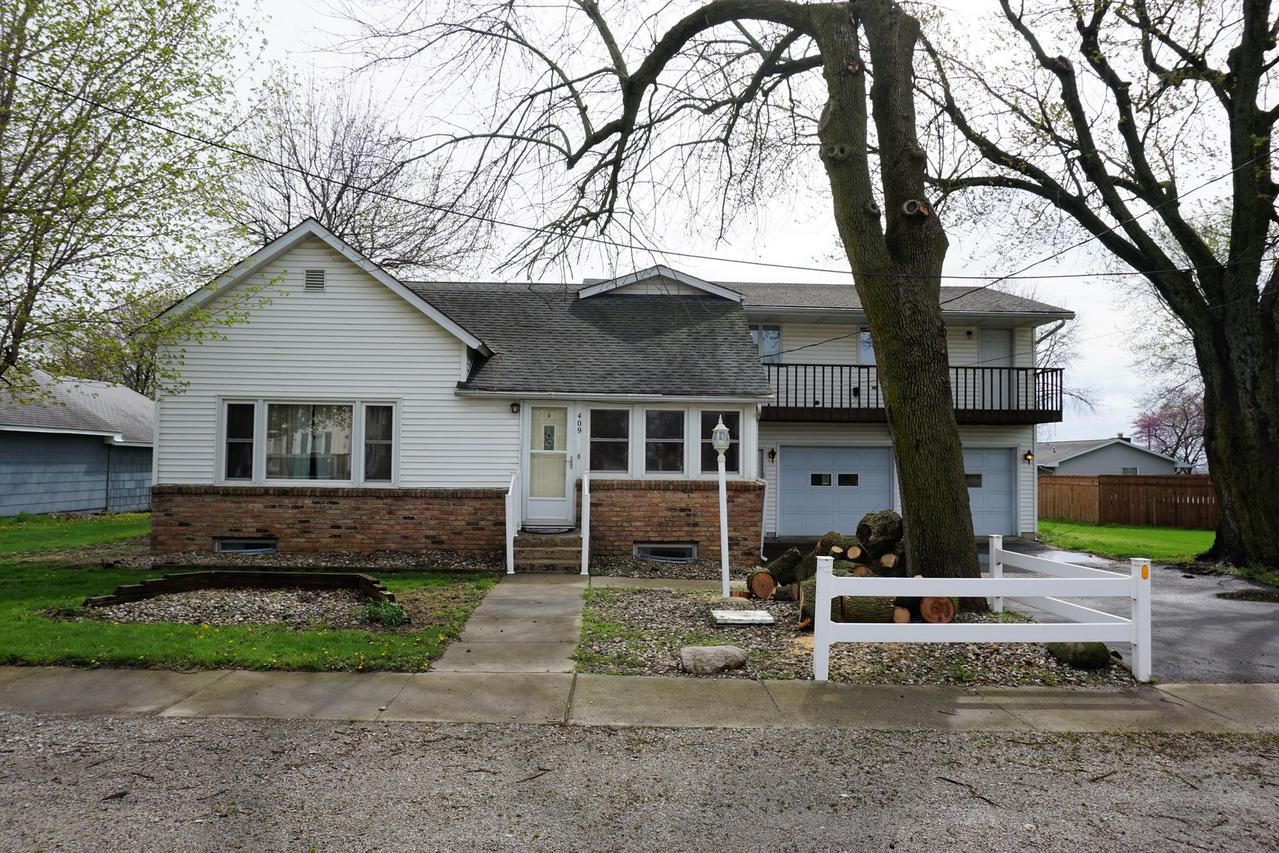 409 S Park St., Gifford, IL 61847