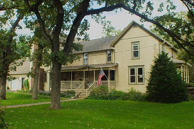 8313 Stewart Rd., Hebron, IL 60034